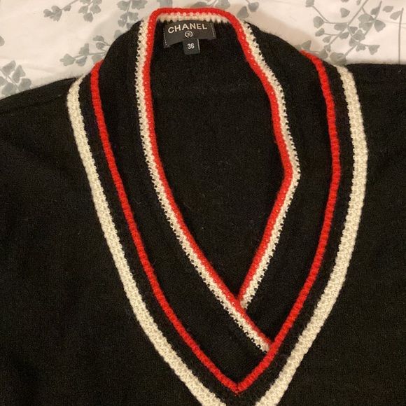 Channel Sweater - Picture 4 of 8